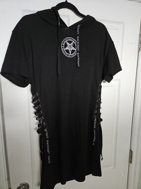 Blackcraft Cult Black Short-Sleeve Hooded Tunic Shirt with Side Lace Detail